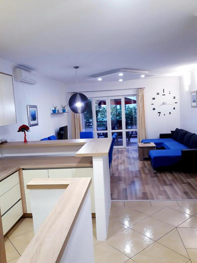 Apartmani I Soba Andrijasevic Makarska Exterior foto