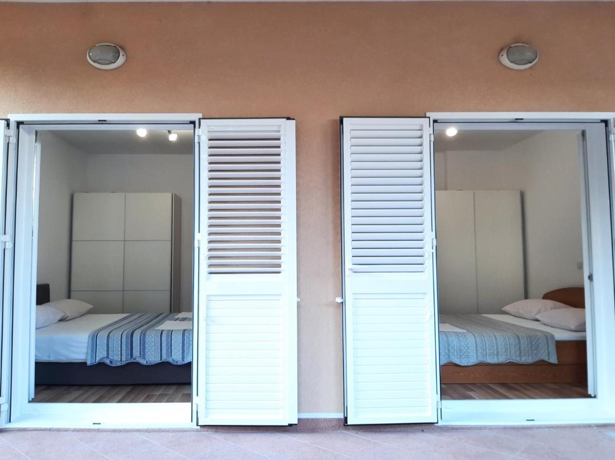 Apartmani I Soba Andrijasevic Makarska Exterior foto